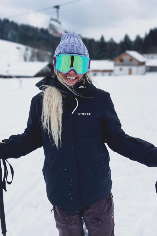 Renewed - Aura Ski Jacket Black - Small - Women's